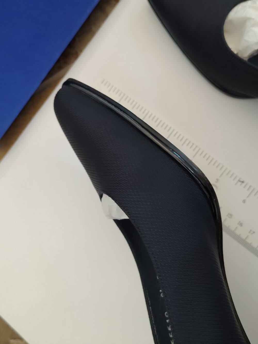 Stuart Weitzman Heel Pump - Picture 10 of 13